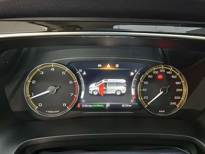 Фото 7 - GAC Trumpchi M8