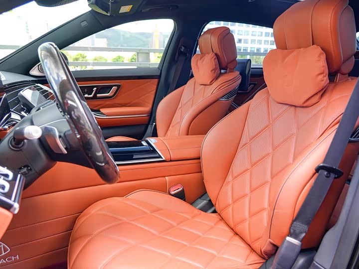 Фото 11 - Mercedes-Benz Maybach S-Class