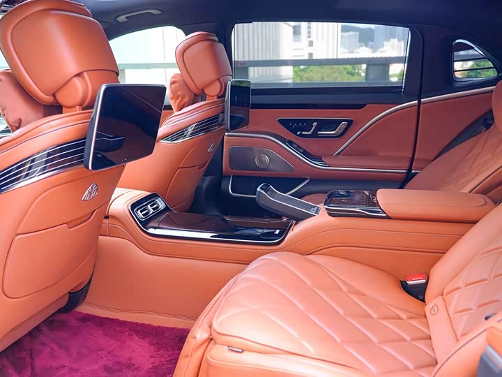 Фото 12 - Mercedes-Benz Maybach S-Class