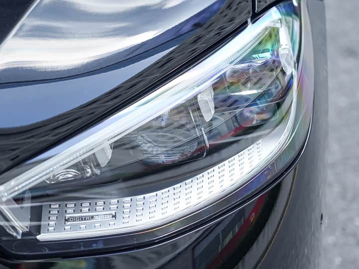 Фото 8 - Mercedes-Benz Maybach S-Class