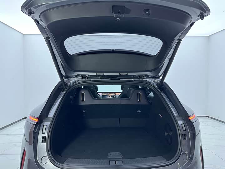 Фото 6 - Avatr 07