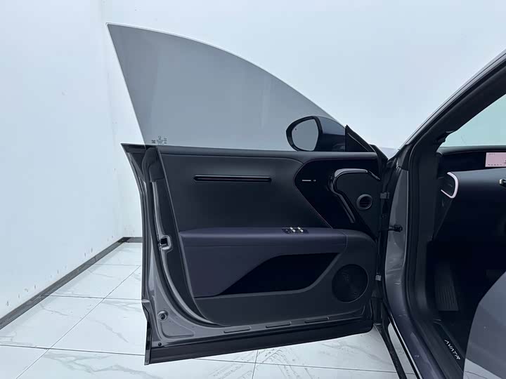 Фото 8 - Avatr 07