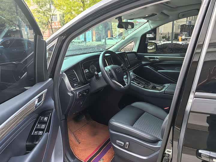 Фото 6 - GAC Trumpchi M8