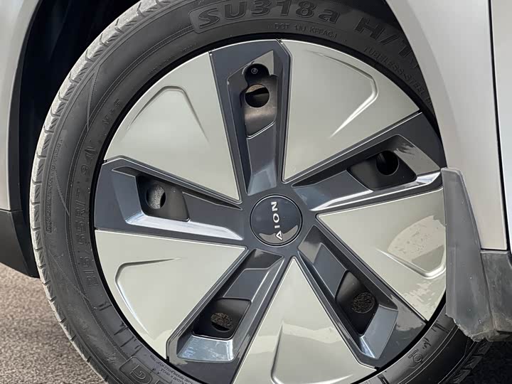 Фото 10 - GAC Aion Y