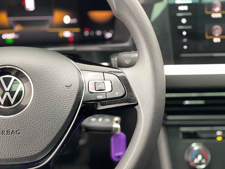 Фото 26 - Volkswagen Lavida