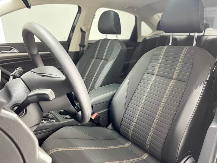 Фото 28 - Volkswagen Lavida