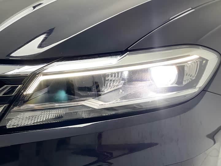 Фото 5 - Volkswagen Lavida