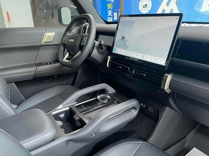 Фото 11 - Chery iCar 03T