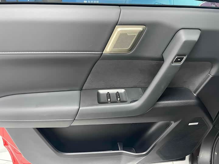 Фото 16 - Chery iCar 03T