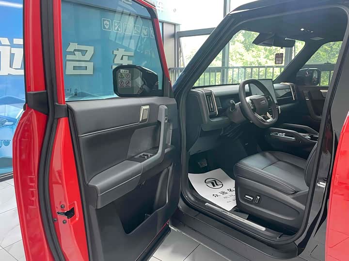 Фото 7 - Chery iCar 03T