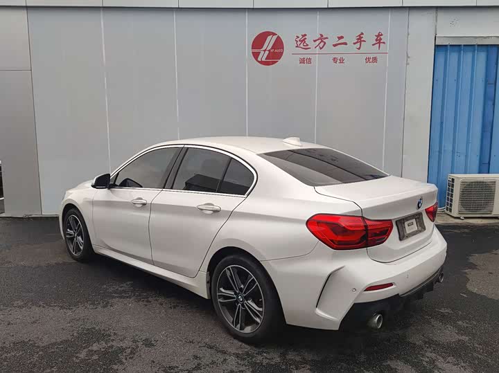 Фото 8 - BMW 1 Series