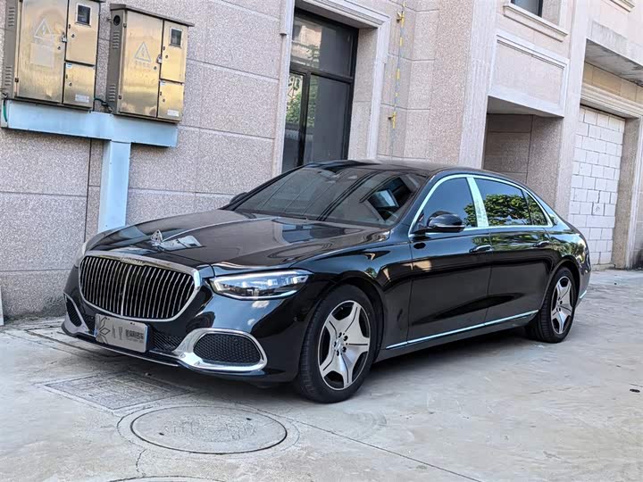 Фото 1 - Mercedes-Benz Maybach S-Class