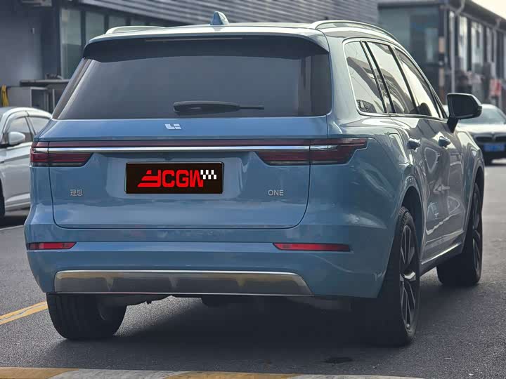 Фото 15 - LiXiang One