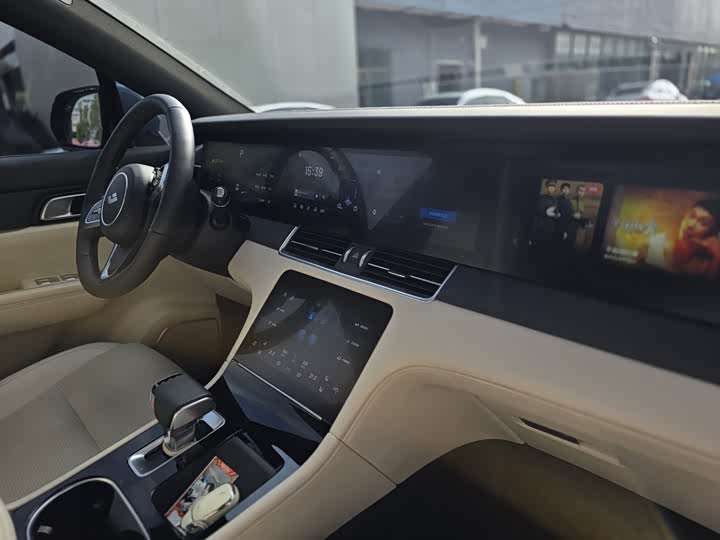 Фото 7 - LiXiang One