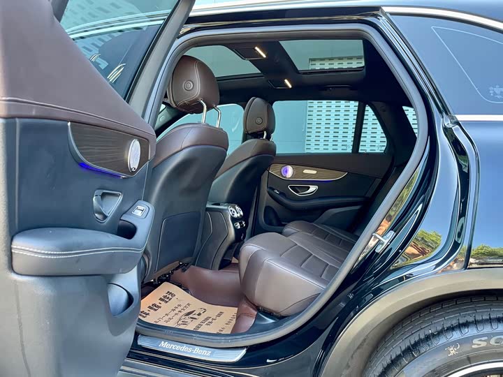 Фото 9 - Mercedes-Benz GLC-Class