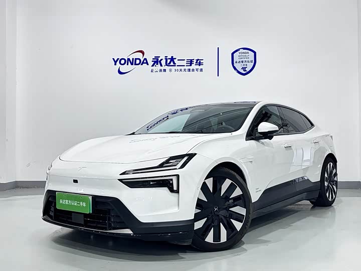 Фото 1 - Polestar 4