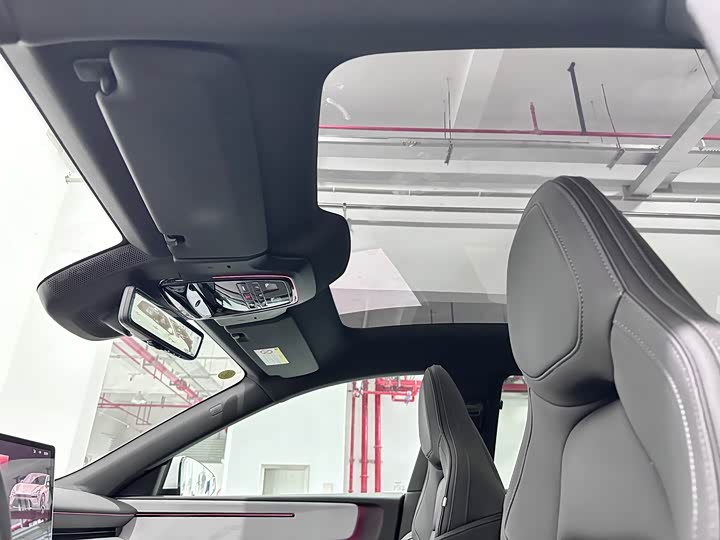 Фото 15 - Polestar 4