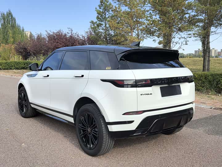 Фото 8 - Land Rover Range Rover Evoque L