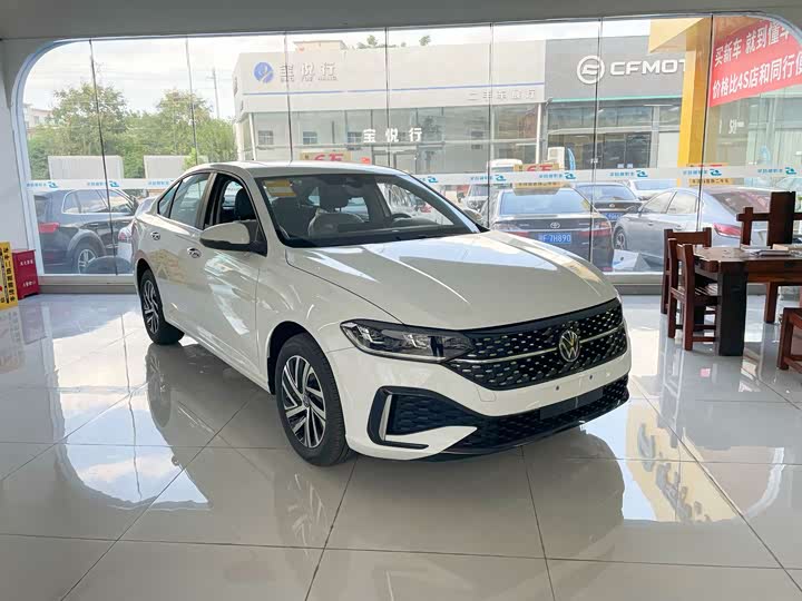 Фото 4 - Volkswagen Lavida