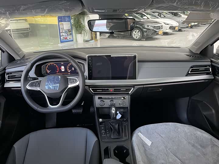 Фото 8 - Volkswagen Lavida