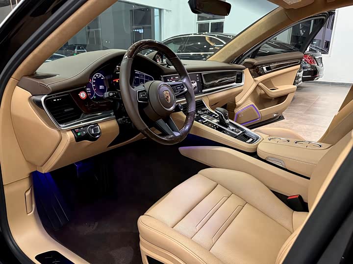 Фото 6 - Porsche Panamera