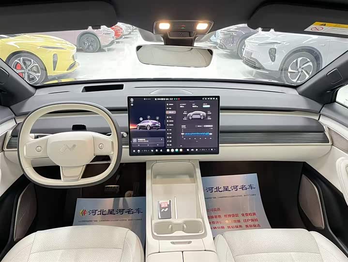 Фото 12 - Nio Onvo L60