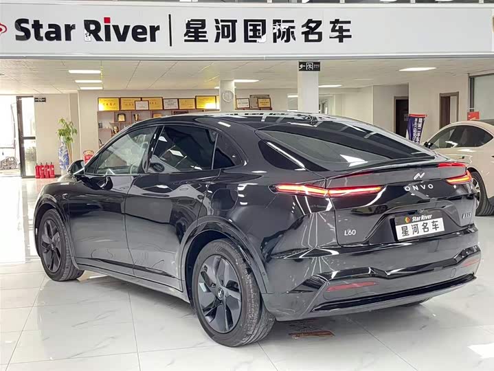 Фото 6 - Nio Onvo L60