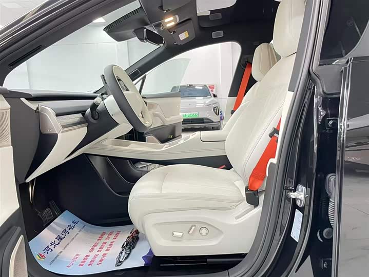 Фото 7 - Nio Onvo L60