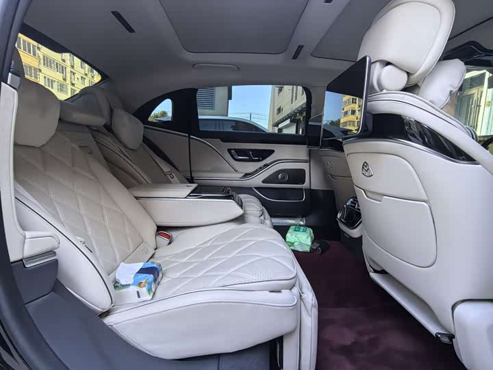 Фото 11 - Mercedes-Benz Maybach S-Class