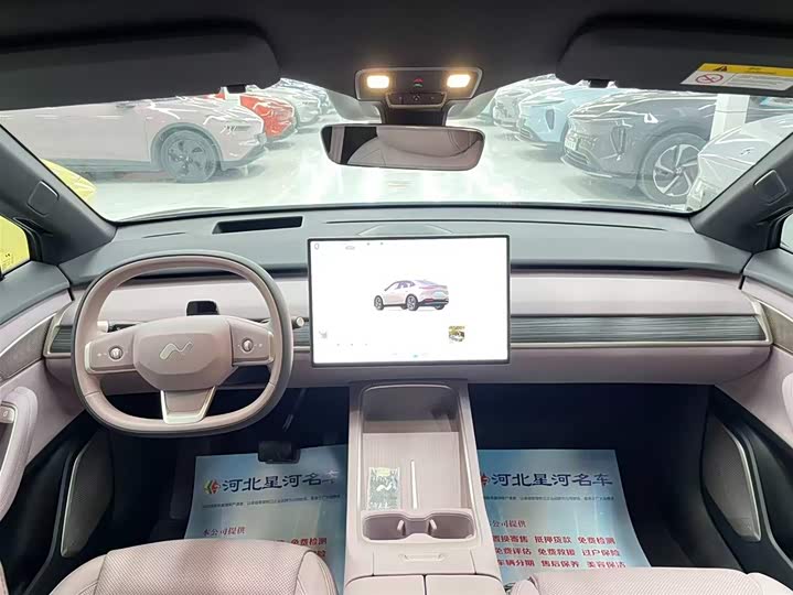 Фото 12 - Nio Onvo L60