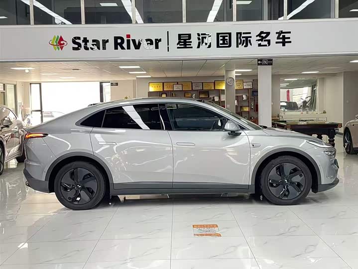 Фото 4 - Nio Onvo L60