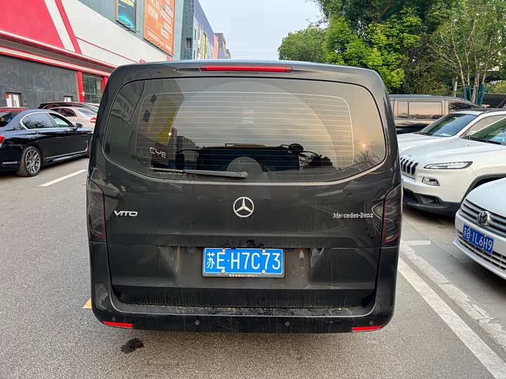 Фото 9 - Mercedes-Benz Vito