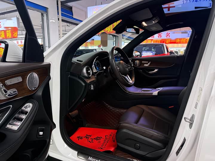 Фото 7 - Mercedes-Benz GLC-Class