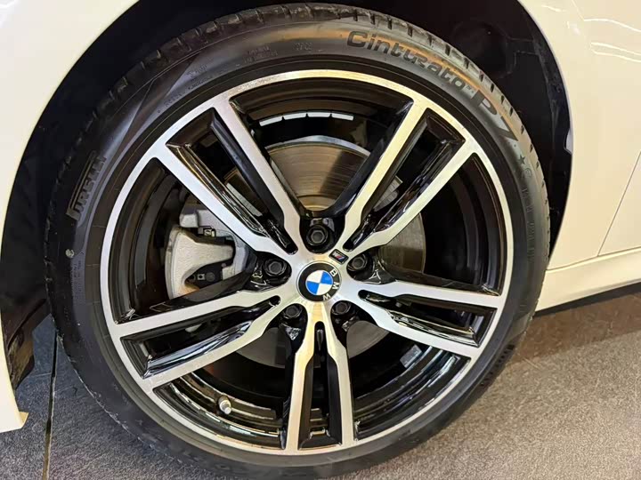 Фото 16 - BMW 1 Series