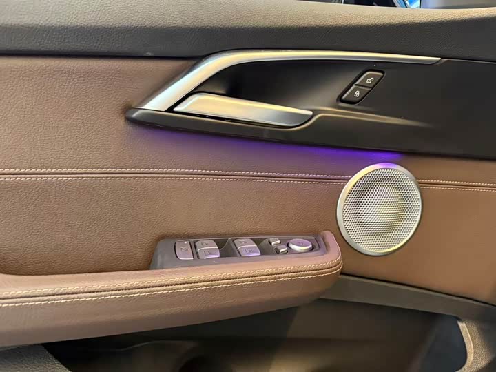 Фото 6 - BMW 1 Series