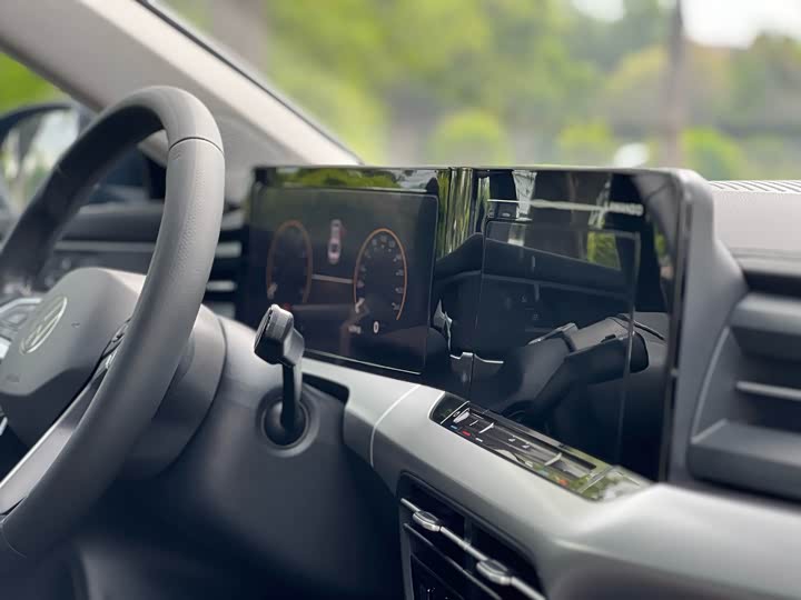 Фото 16 - Volkswagen Lamando L