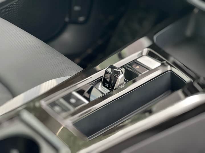 Фото 27 - Volkswagen Lamando L