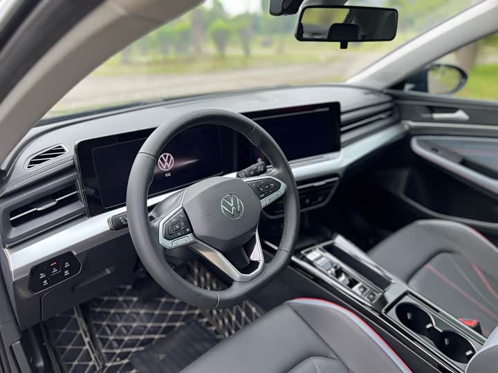 Фото 8 - Volkswagen Lamando L