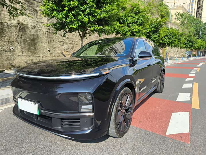 Фото 1 - LiXiang L9