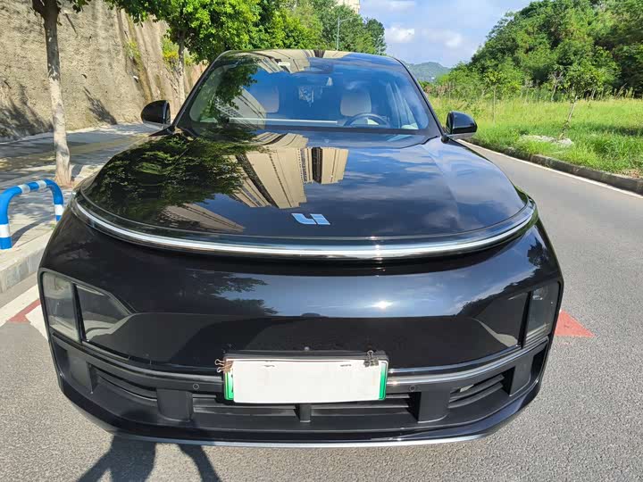 Фото 2 - LiXiang L9