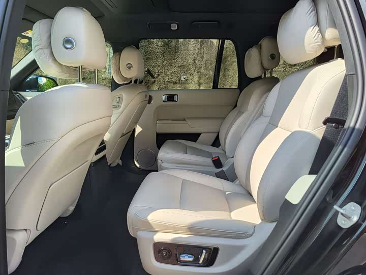 Фото 6 - LiXiang L9