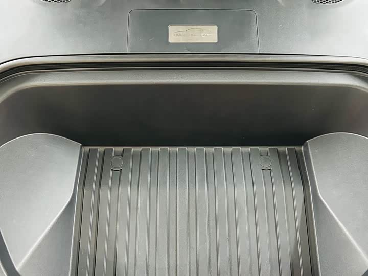 Фото 17 - Xiaomi SU7