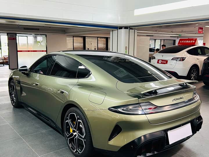 Фото 7 - Xiaomi SU7