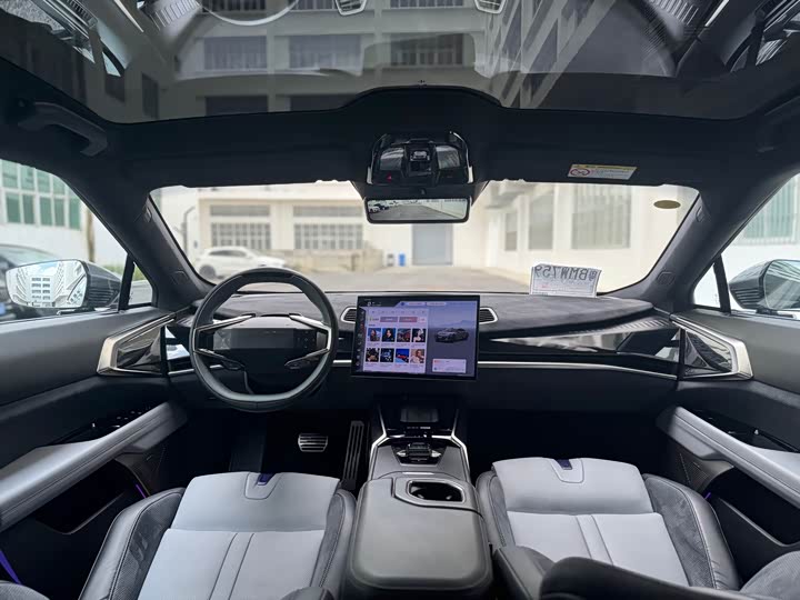 Фото 16 - HiPhi Z