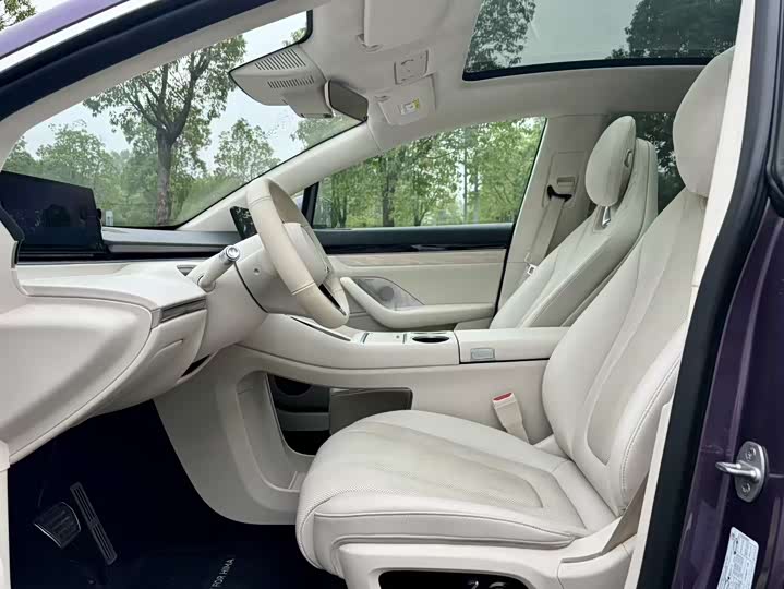 Фото 4 - Luxeed R7