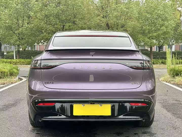 Фото 7 - Luxeed R7