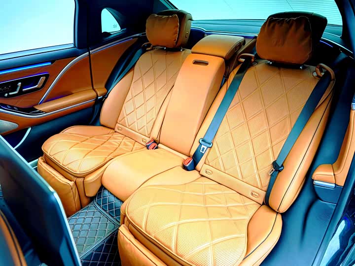 Фото 13 - Mercedes-Benz Maybach S-Class