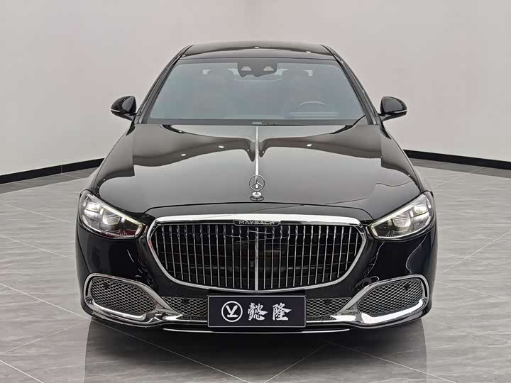 Фото 2 - Mercedes-Benz Maybach S-Class