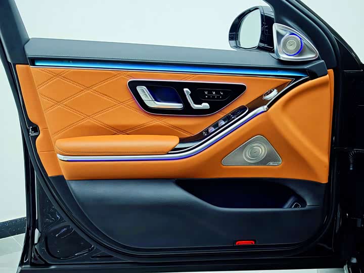 Фото 5 - Mercedes-Benz Maybach S-Class