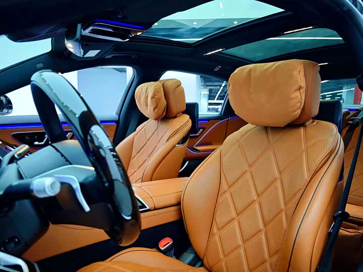 Фото 8 - Mercedes-Benz Maybach S-Class